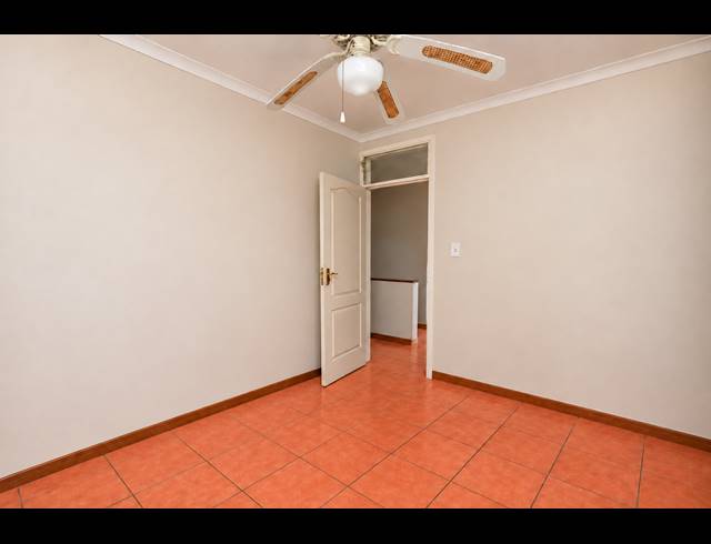 3 BEDROOM TOWNHOUSE FOR SALE IN GLENWOOD
